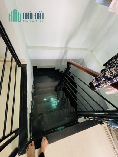 Bán Gấp Nhà Tây Thạnh Tân Phú 36 m2,HXH đỗ cửa Cách mặt tiền 40m, 4Tầng 3tỷx