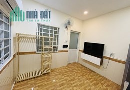 Phòng mới 20m2, full nội thất, đường Ung văn Khiêm, P25, Bình Thạnh
