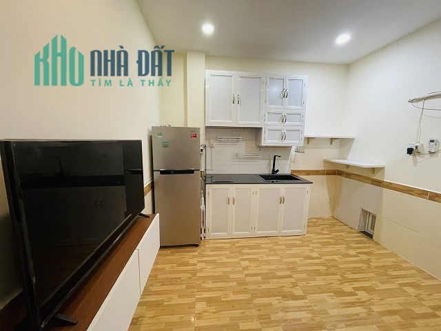 Phòng mới 20m2, full nội thất, đường Ung văn Khiêm, P25, Bình Thạnh