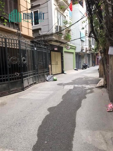 Bán nhà mặt ngõ Đê La Thành 60m2x4 tầng, ô tô tránh, kinh doanh, Văn phòng chỉ 8.8 tỷ.