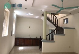 Bán nhà riêng Triều Khúc Thanh Trì 52m 4 tầng nhà đẹp ở ngay ba bước ra phố nhỉnh 5 tỷ lh 0817606560