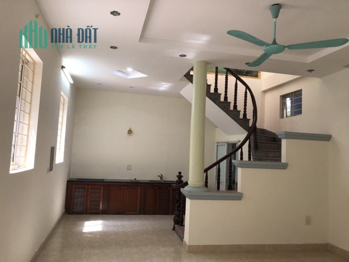 Bán nhà riêng Triều Khúc Thanh Trì 52m 4 tầng nhà đẹp ở ngay ba bước ra phố nhỉnh 5 tỷ lh 0817606560