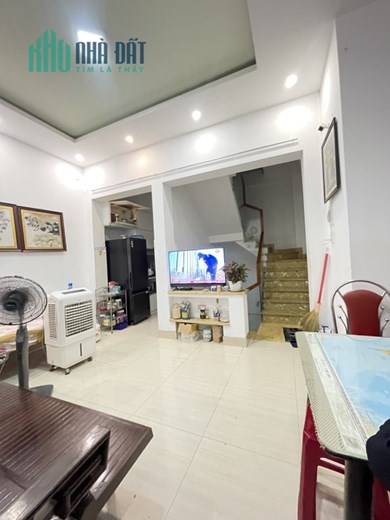 71m2 nhà 3 tầng mặt tiền kinh doanh sầm uất Nguyễn Hoàng, Thanh Khê, Đà Nẵng.