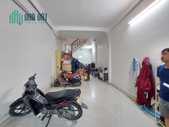 BÁN GẤP TRẦN KHÁT CHÂN, Ô TÔ ĐỖ GẦN, 2 THOÁNG, SỔ ĐỎ ĐẸP, 55m x 4T, 4.4 TỶ 0901753139