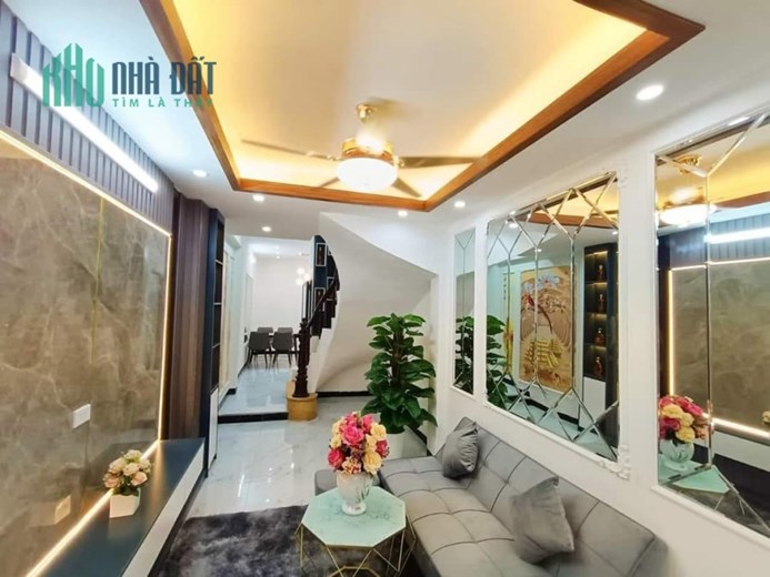 BÁN NHÀ TRẦN KHÁT CHÂN TRUNG TÂM QUẬN HAI BÀ TRƯNG DT:33M2 4 TẦNG 4 PHÒNG NGỦ GIÁ:3.5 TỶ