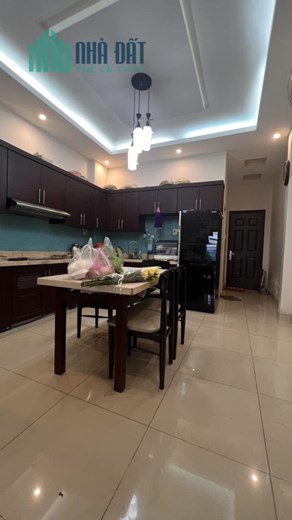 Bán Nhà 3 Tầng, 100m2, Hẻm Xe Hơi, Ngay Phú Thọ Hòa Tân Phú, Nhỉnh 7 Tỷ Còn Bớt.