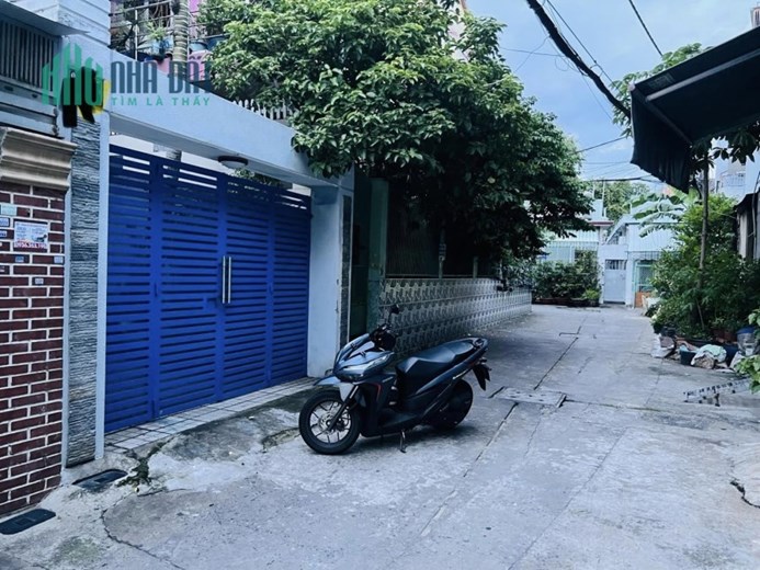 Bán Nhà 3 Tầng, 100m2, Hẻm Xe Hơi, Ngay Phú Thọ Hòa Tân Phú, Nhỉnh 7 Tỷ Còn Bớt.