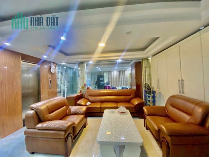 Bán nhà 6 tầng tuyến 2 lê Hồng Phong diện tích 105M ngang 7M giá 12ty500