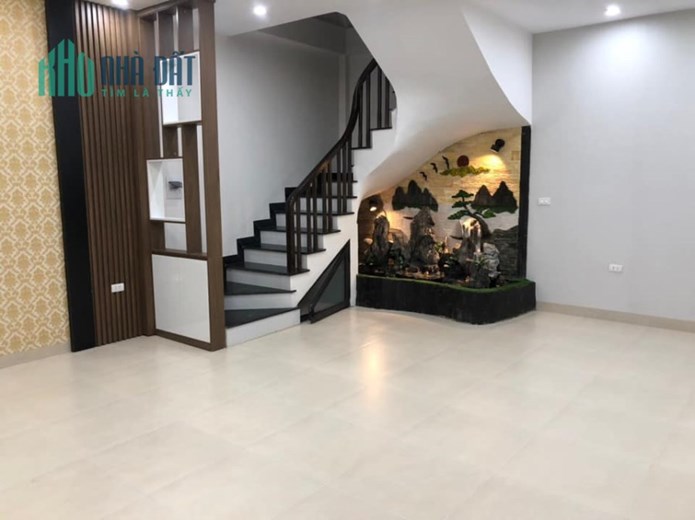 Bán nhà phố Nguyễn Công Trứ, ngõ rộng 3m, nhà mới, Kd căn góc, 30m,5T, 4.8 tỷ