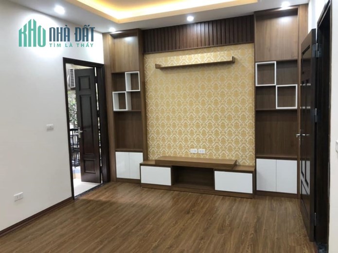 Bán nhà phố Nguyễn Công Trứ, ngõ rộng 3m, nhà mới, Kd căn góc, 30m,5T, 4.8 tỷ