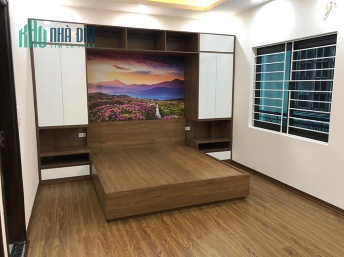 Bán nhà phố Nguyễn Công Trứ, ngõ rộng 3m, nhà mới, Kd căn góc, 30m,5T, 4.8 tỷ
