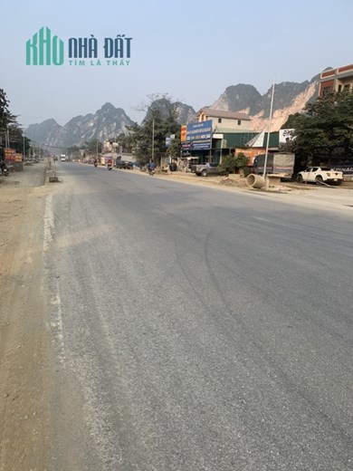 Chủ nhà cần bán lô đất tại xóm quán trắng xã thành lập lương Sơn hòa bình 
Mặt đường kinh doanh