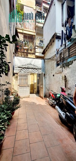 Bán Nhà Phố Thành Công 57m2 x 4 tầng, 4 phòng ngủ đầy đủ công năng, gần Phố ngõ thông Đê La Thành,