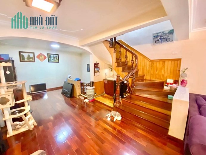 CỰC PHẨM GIẢI PHÓNG - GIÁ NHỈNH 2 TỶ - GIAO THÔNG THUẬN TIỆN