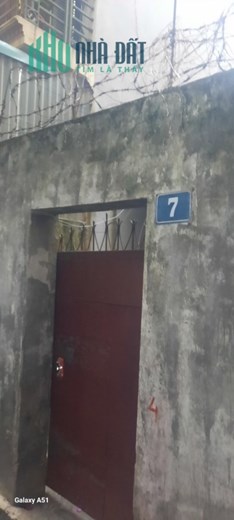 Chính chủ cần bán nhà ngõ 110, phố Nguyễn Hoàng Tôn, Phú Thượng, Tây Hồ. DT 50m2, MT 3.3m, SĐCC,