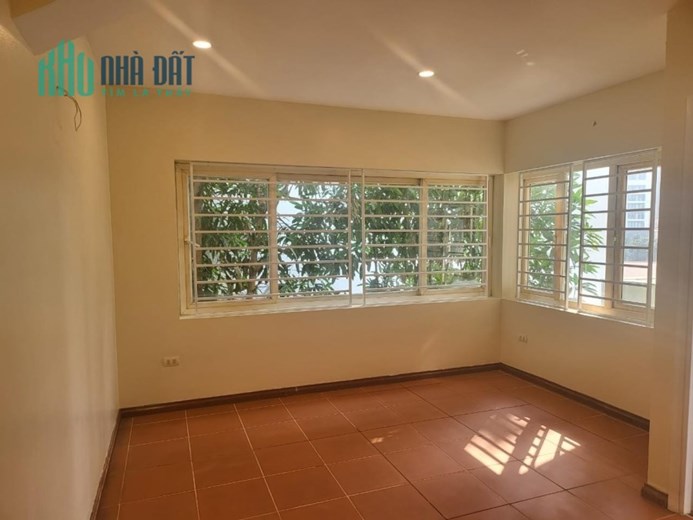 Bán Căn Biệt Thự 138/151m2 x 4 tầng, căn góc, 8 phòng ngủ, mặt ngõ rộng ô tô tránh, ở sướng hưởng