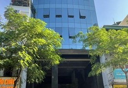 Bán toà nhà Văn Phòng 9 tầng mặt phố Khâm Thiên Dt 310m2 Mt 11m. Giá 200 tỷ