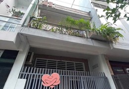 bán nhà 2 tầng đường  đinh bộ lĩnh. thành phố quy nhơn