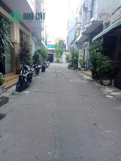 bán nhà 2 tầng đường  đinh bộ lĩnh. thành phố quy nhơn