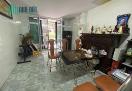 Bán Căn Hộ Tập Thể 8/3 Hai Bà Trưng 45m2 tầng 1, 1 phòng ngủ đầy đủ công năng, Khách mua ở ngay chỉ