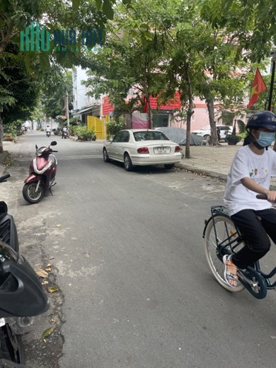 NGộp Trường Chinh - 64m2 - 3 tầng - HXH vô nhà , Thông KD tốt