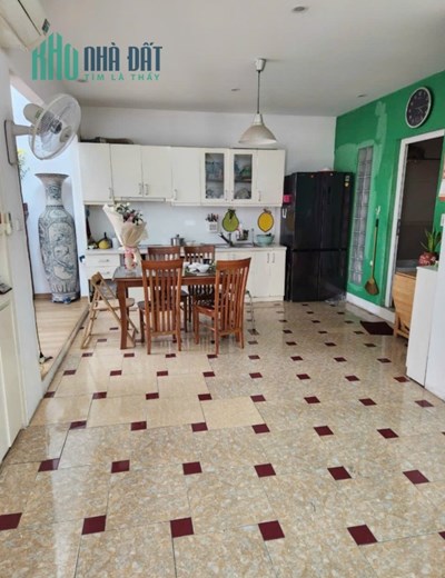Gấp Gấp Gâp! Vợ chồng em cần bán gấp căn hộ tầng 9, DT:100m2, 3PN, 2 WC,  tòa nhà N5, khu đô thị