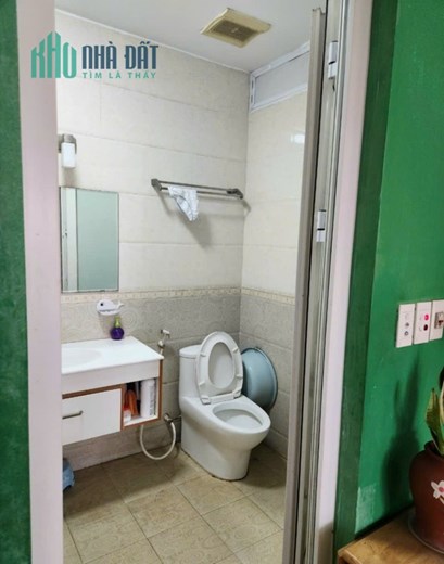 Gấp Gấp Gâp! Vợ chồng em cần bán gấp căn hộ tầng 9, DT:100m2, 3PN, 2 WC,  tòa nhà N5, khu đô thị
