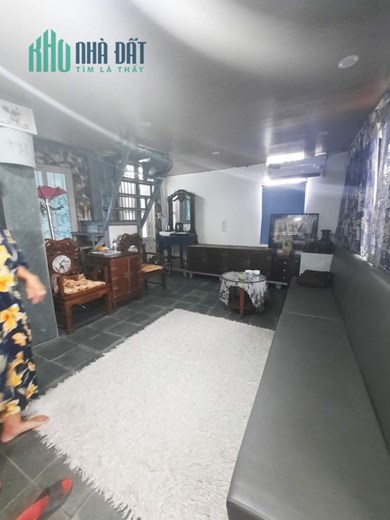 Bán tòa nhà lô góc, vỉa hè mặt phố Yên Lãng 55m2x10 tầng thang máy, Văn phòng, Kinh doanh.