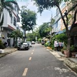 Bán nhà 2 tầng mặt tiền Hải châu giá rẻ nhỉnh 5 tỷ 80m2, 3 ngủ ở ngay