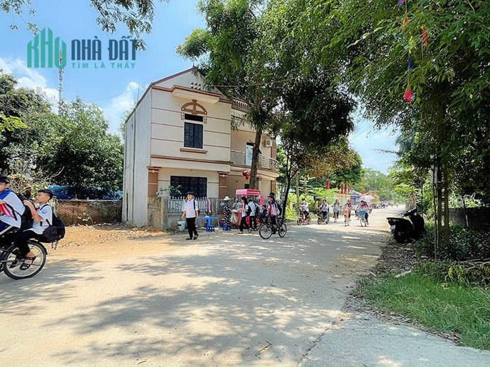 HÀNG HIẾM F0 - hơn 1 tỷ xíu lô đất Mặt đường Liên XÃ 15m 56 m2 full thổ cư