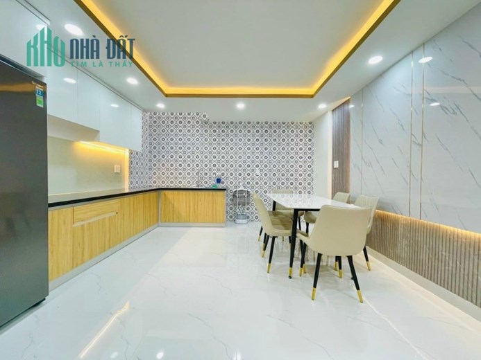 Bán nhà Lê Văn Thọ, gần mặt tiền, 4.4x15m, 3 tầng BTCT nhà mới chỉ 6 tỷ nhỉnh