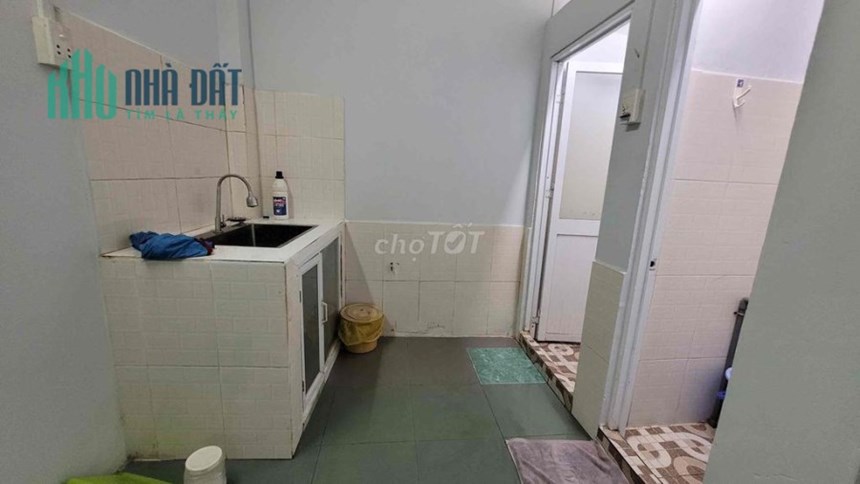 💥 Nhà nguyên căn đường Sư Vạn Hạnh, 2 tầng 5PN, 10 tr/th