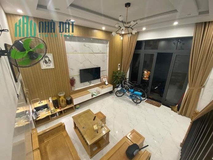 Cần bán căn nhà đẹp 3 tầng mê,MT đường Tô Hiệu(đường 7,5m,lề 5m),Liên Chiểu,Đà Nẵng.