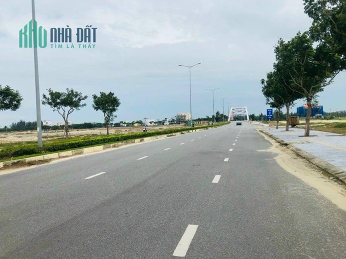 Siêu phẩm 2mặt tiền vị trí đẹp khu R3 Fpt city Đà Nẵng