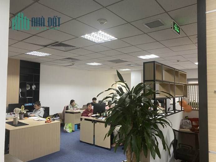 [Full nội thất] Cho thuê diện tích 185m2 tòa nhà Văn phòng phố Duy Tân - Cầu Giấy