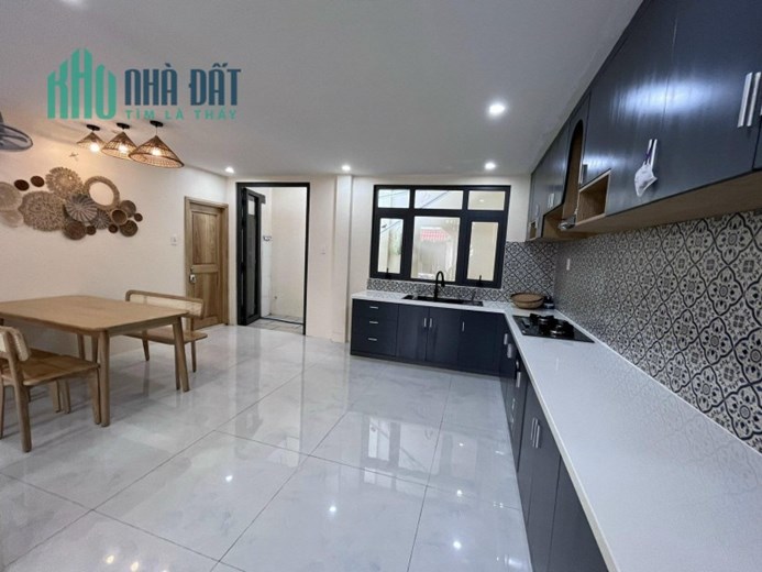 Ngộp Bank Gấp Bán , 120m2 nhà 2 tầng , SHR , Ngang 7m , Bình Trưng Đông Q2 , Chỉ Gần 7 Tỷ