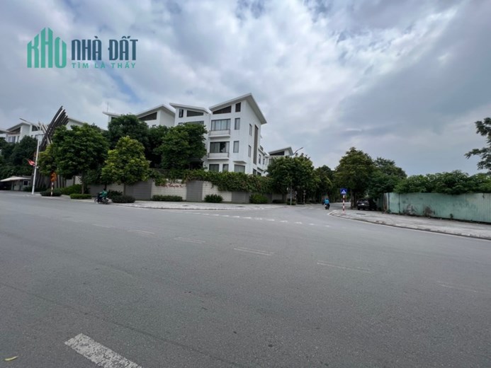 Bán đất TĐC Ngọc Thụy, 90m, rộng 4.5m, vỉa hè, ô tô tránh, 12 tỷ 5