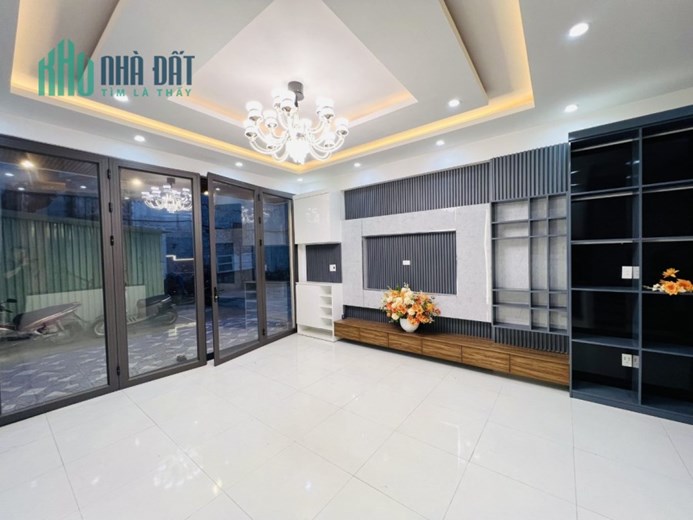 Bán nhà 4 tầng Ngô Gia Tự Đằng Lâm Hải An diệ tích  45M oto tận nhà giá 3ty050
