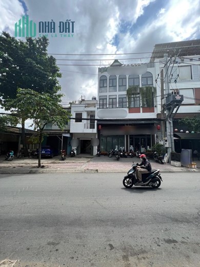 Q7 NHỈNH 3 TỶ CÓ NGAY CĂN MẶT TIỀN , CÓ THIỆT LUÔN, KINH DOANH ĐỈNH ĐA NGÀNH NGHỀ , MUA NGAY KẺO LỠ
