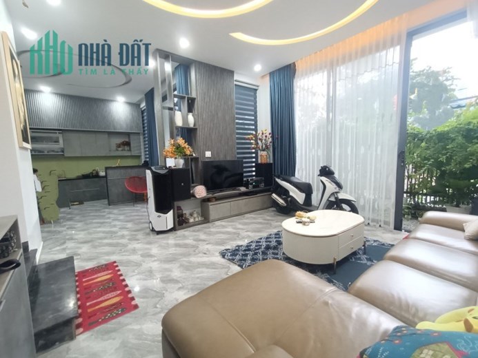♣ Nhà đẹp ngay Biển Mỹ Khê, An Hải Đông, 102m2, 2 tầng như mới