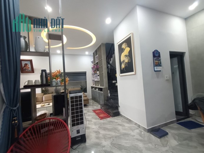 ♣ Nhà đẹp ngay Biển Mỹ Khê, An Hải Đông, 102m2, 2 tầng như mới