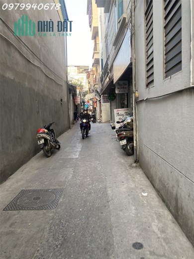 Bán nhà Cầu Giấy Dương Quảng Hàm Mới đẹp chỉ 3,5 tỷ Ngõ thông tứ phía Kinh doanh