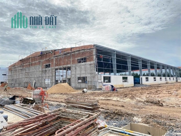 nhà xưởng sản xuất với diện tích, SX theo tiêu chuẩn QĐ KCN, hạ tầng hoàn thiện SX liền