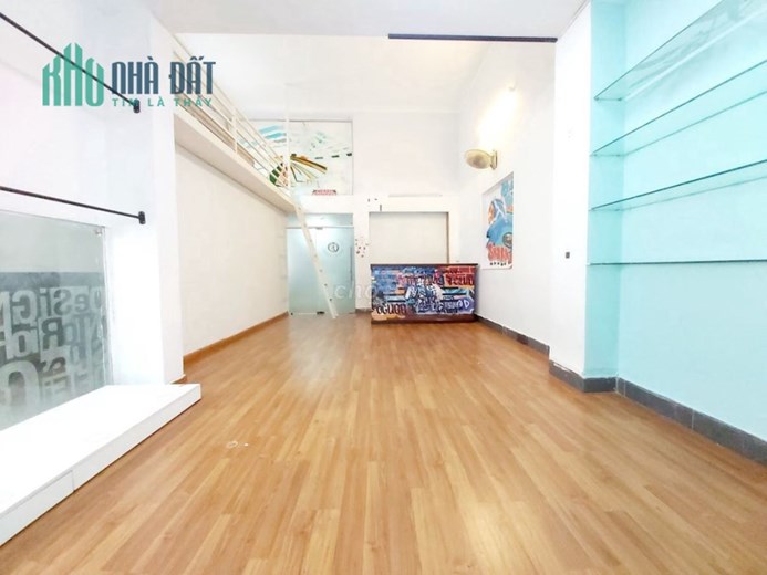 Cho thuê nhà Góc 2 MTKD đường Phổ Quang, chỉ 8 tr/th