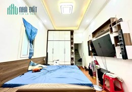 Bán nhà riêng AN TRẠCH - ĐỐNG ĐA - Ô TÔ TRÁNH - Ngõ Ba gác - NỞ HẬU - Hơn 4 TỶ