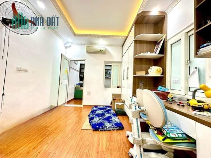 Bán nhà riêng AN TRẠCH - ĐỐNG ĐA - Ô TÔ TRÁNH - Ngõ Ba gác - NỞ HẬU - Hơn 4 TỶ