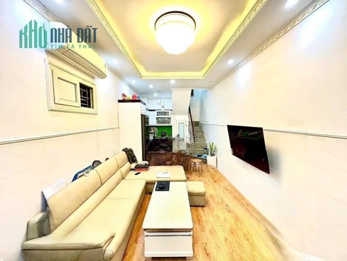 Bán nhà riêng AN TRẠCH - ĐỐNG ĐA - Ô TÔ TRÁNH - Ngõ Ba gác - NỞ HẬU - Hơn 4 TỶ