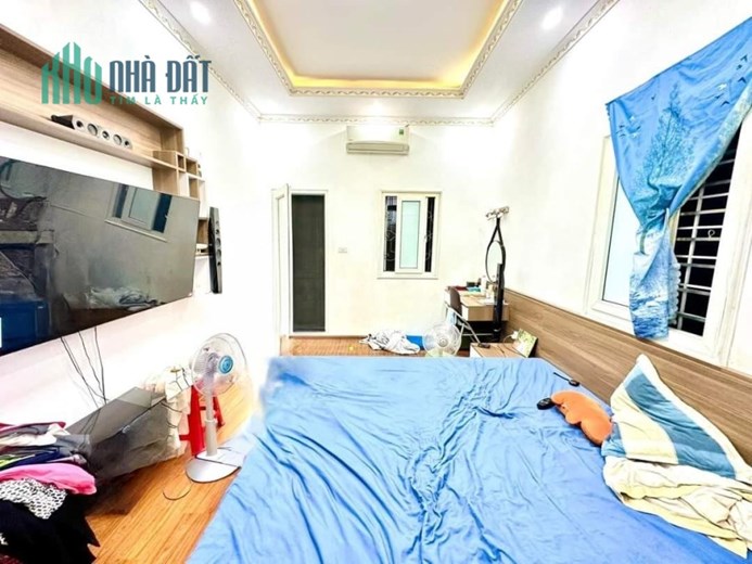 Bán nhà riêng AN TRẠCH - ĐỐNG ĐA - Ô TÔ TRÁNH - Ngõ Ba gác - NỞ HẬU - Hơn 4 TỶ