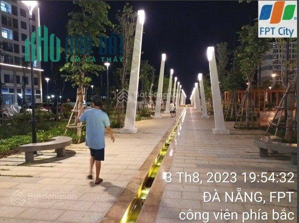 Bán căn hộ view công viên, 70,2m2, 02 phòng ngủ