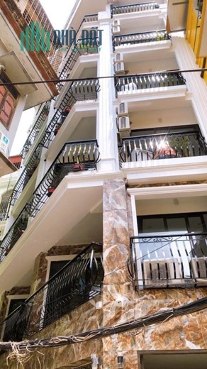 Bán tòa nhà căn hộ dịch vụ phố chùa Hà 8 tầng , lô góc , thang máy 120m2 giá 37 tỷ 5